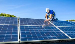 Installation et mise en production des panneaux solaires photovoltaïques à Saint-Pere-en-Retz